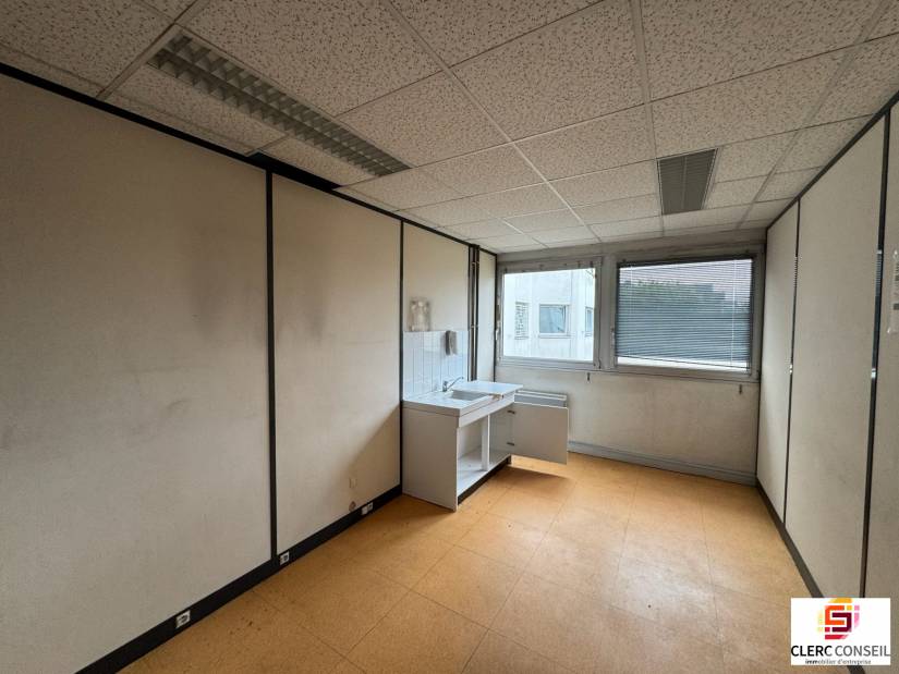 Location - Bureaux 542m² - Rouen