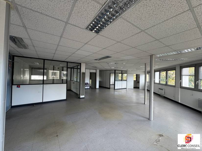 Location - Bureaux 542m² - Rouen