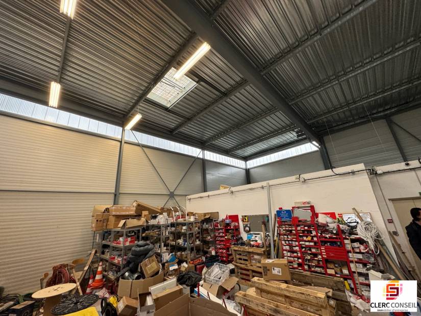Location - Local d'activité 174m² - Rouen