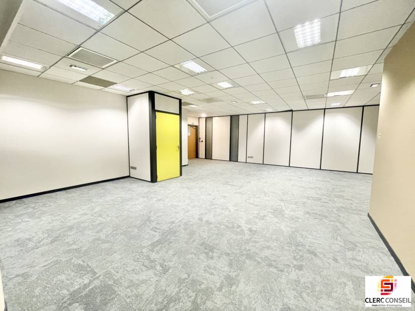 Location - Bureaux 73m² - Rouen