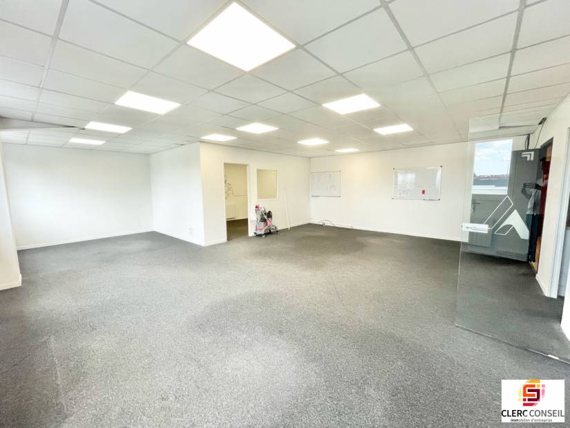 Location - Bureaux 110m² - Le petit-quevilly