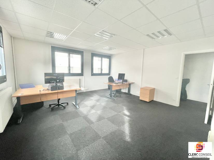 Location - Bureaux 150m² - Bihorel