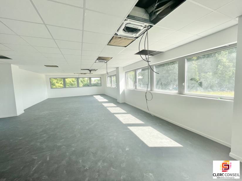 Location - Bureaux 144m² - Mont-saint-aignan