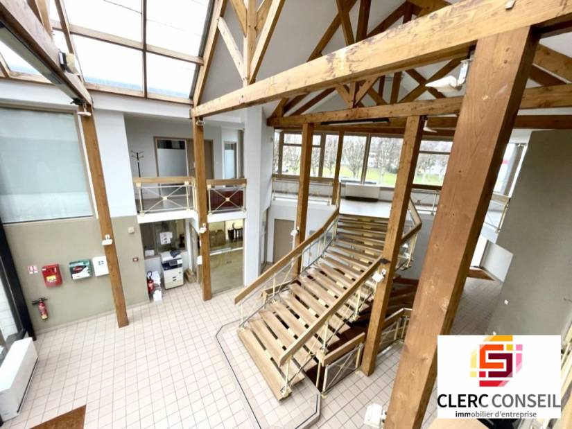 Vente - Bureaux 610m² - Mont-saint-aignan