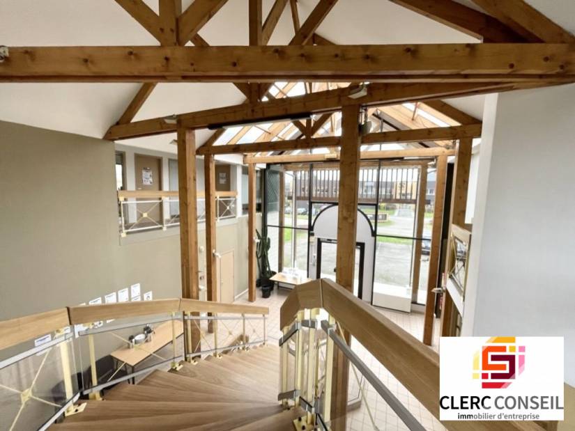 Vente - Bureaux 610m² - Mont-saint-aignan