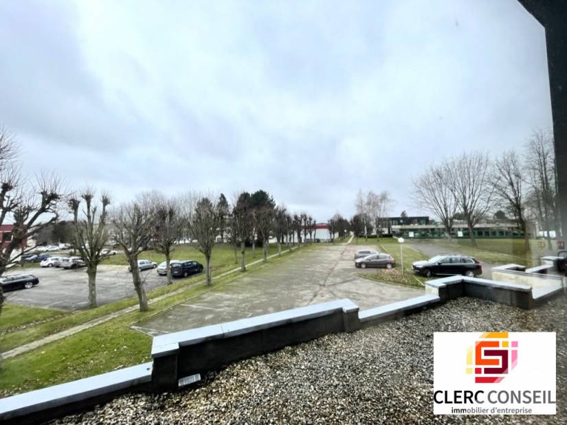 Vente - Bureaux 610m² - Mont-saint-aignan