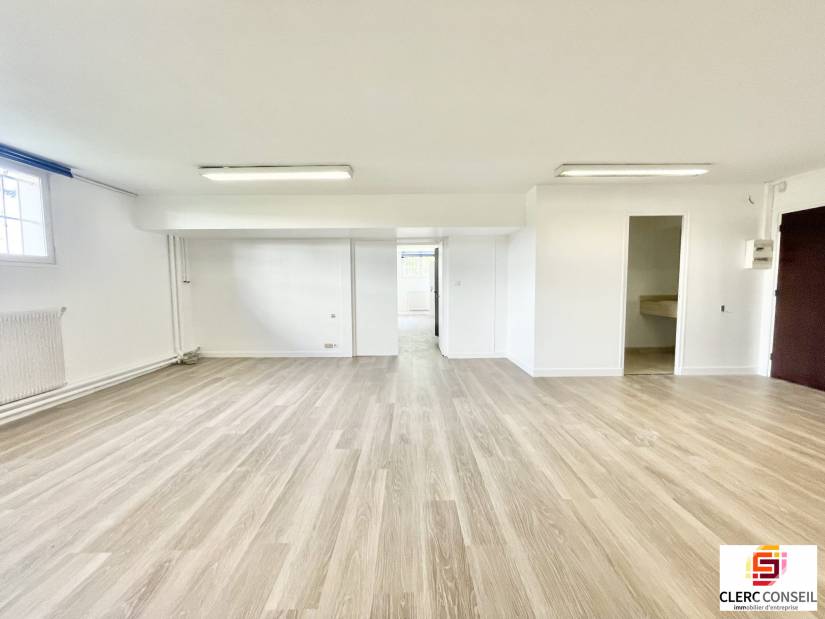 Location - Bureaux 98m² - Bihorel