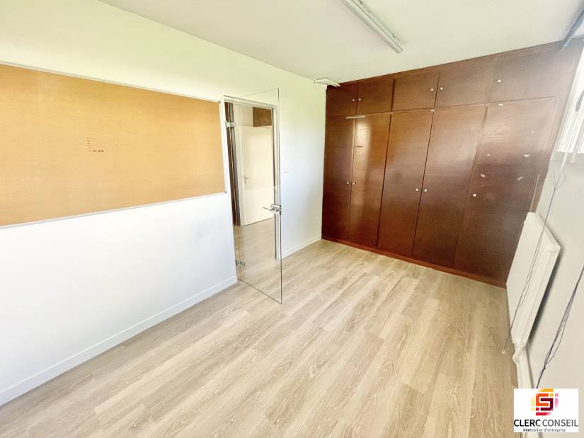 Location - Bureaux 98m² - Bihorel