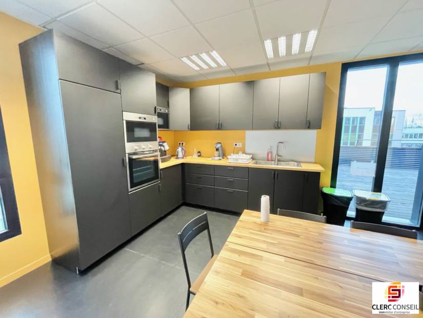 Location - Bureaux 58m² - Mont-saint-aignan