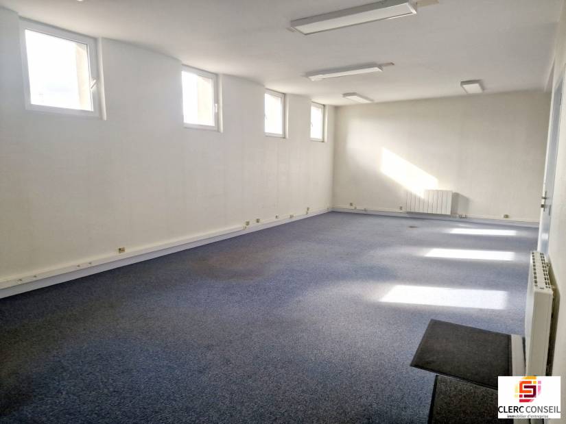 Location - Bureaux 75m² - Rouen