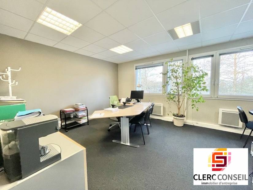 Location - Bureaux 101m² - Mont-saint-aignan