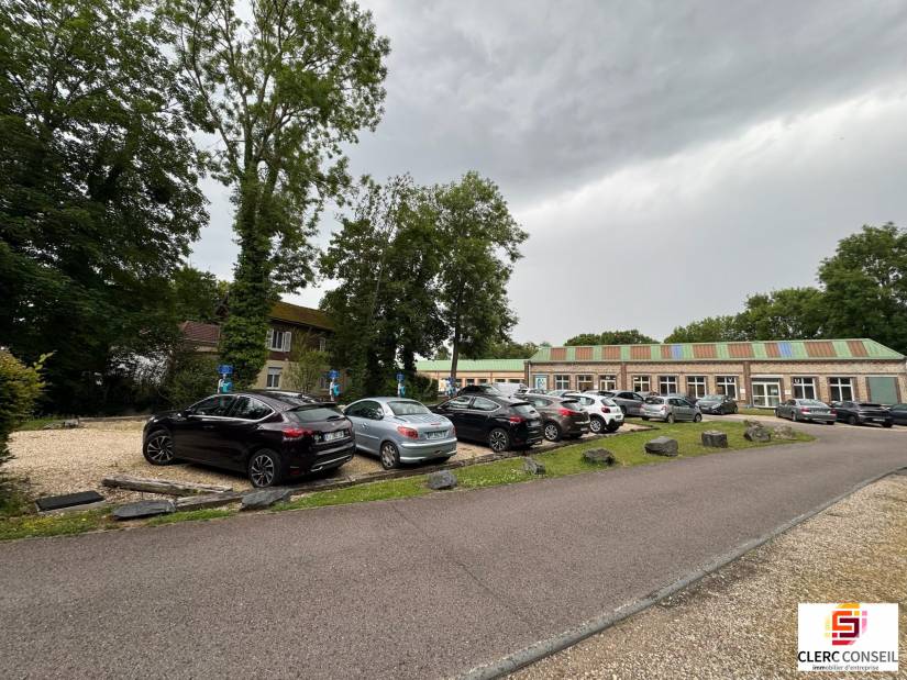 Location - Local d'activité 435m² - Louviers