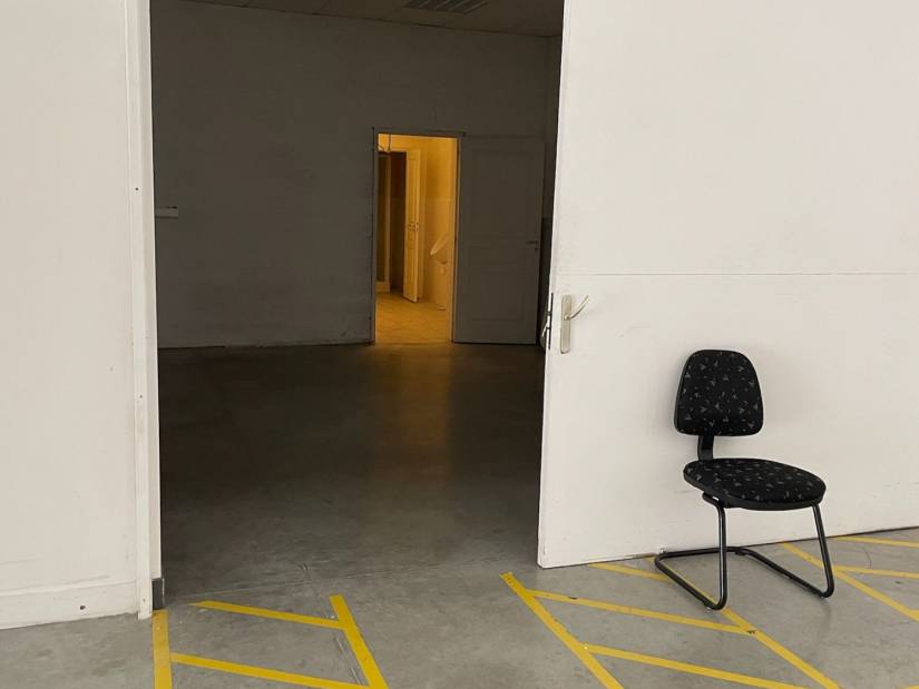 Location - Local d'activité 215m² - Louviers