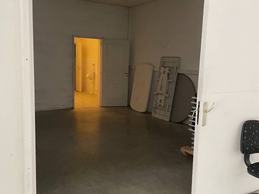 Location - Local d'activité 215m² - Louviers