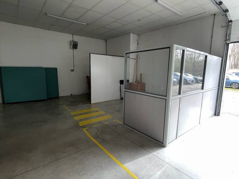 Location - Local d'activité 215m² - Louviers