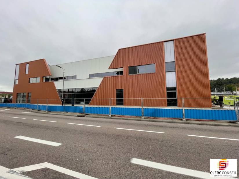 Vente - Local d'activité 689m² - Le havre