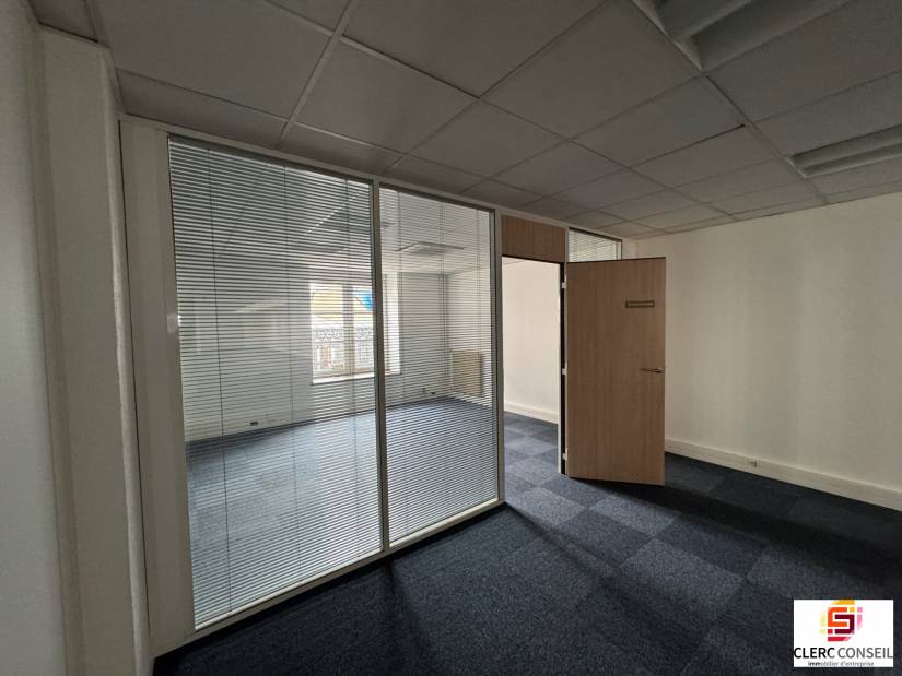 Location - Bureaux 542m² - Rouen