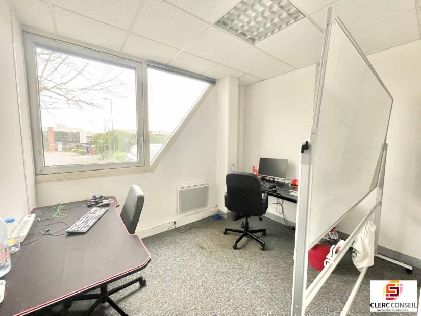 Location - Bureaux 80m² - Bois-guillaume