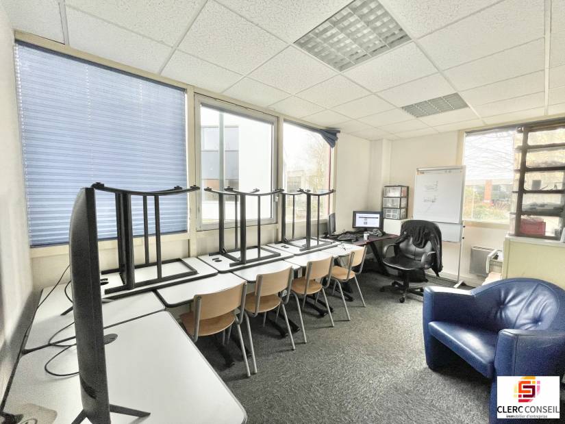 Location - Bureaux 80m² - Bois-guillaume