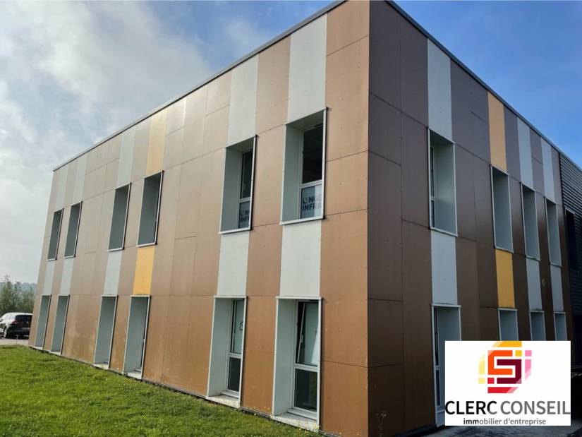 Location - Bureaux 170m² - Boos