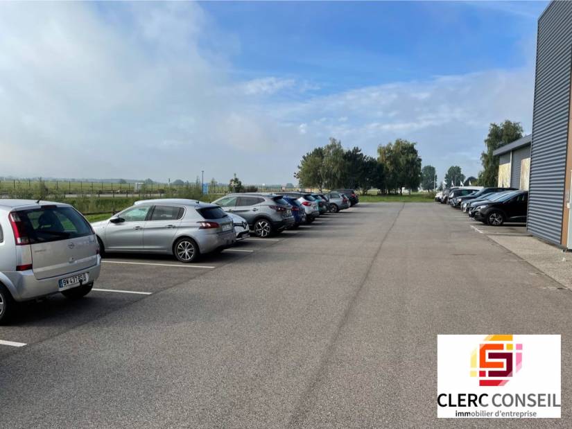 Location - Bureaux 170m² - Boos