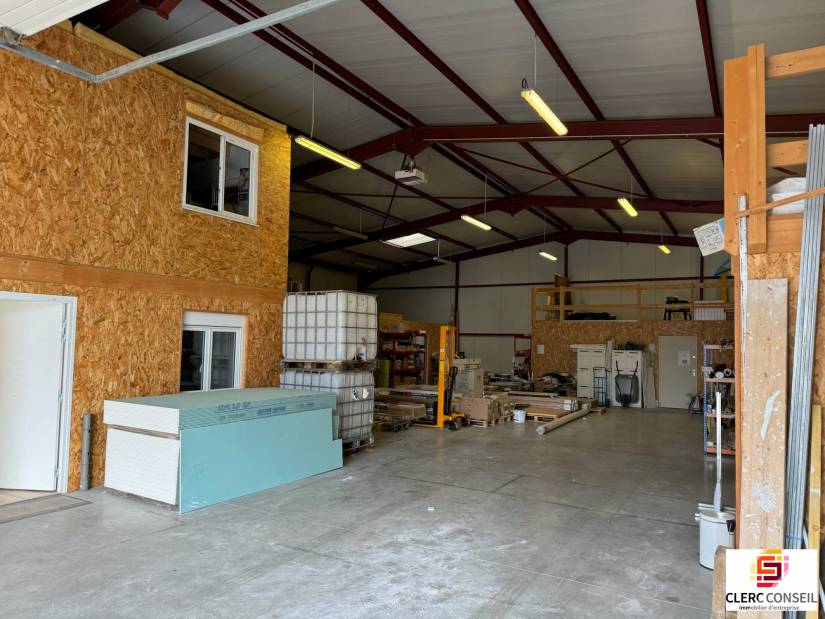 Location - Local d'activité 464m² - Le petit-quevilly