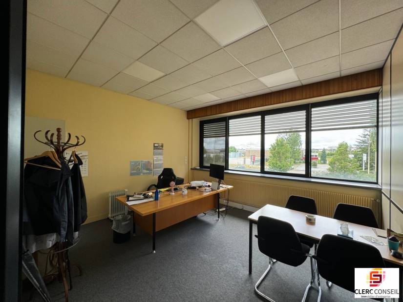 Location - Local d'activité 4200m² - Sotteville-lès-rouen