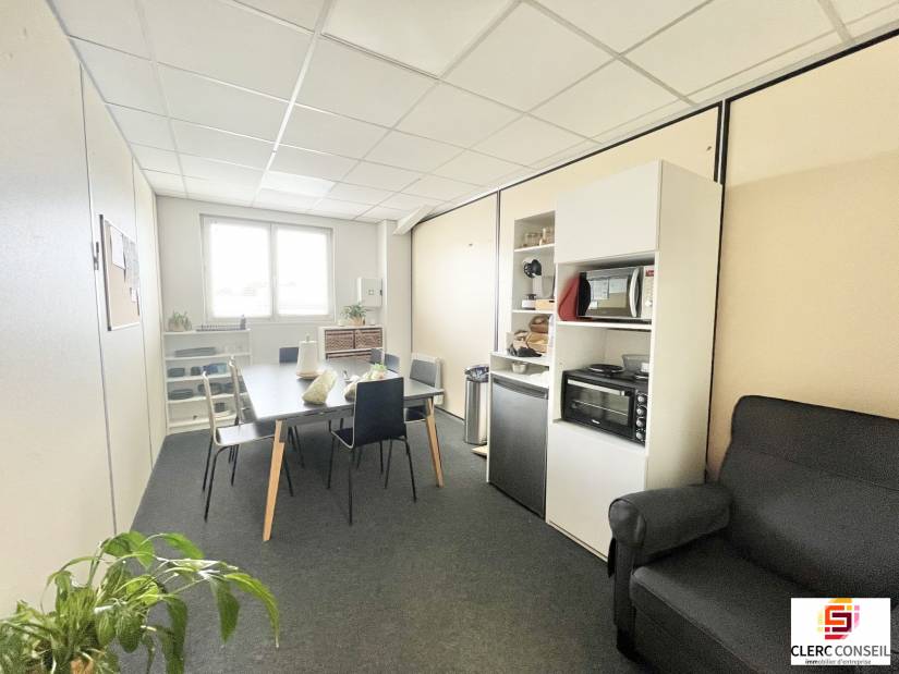 Location - Bureaux 180m² - Le petit-quevilly