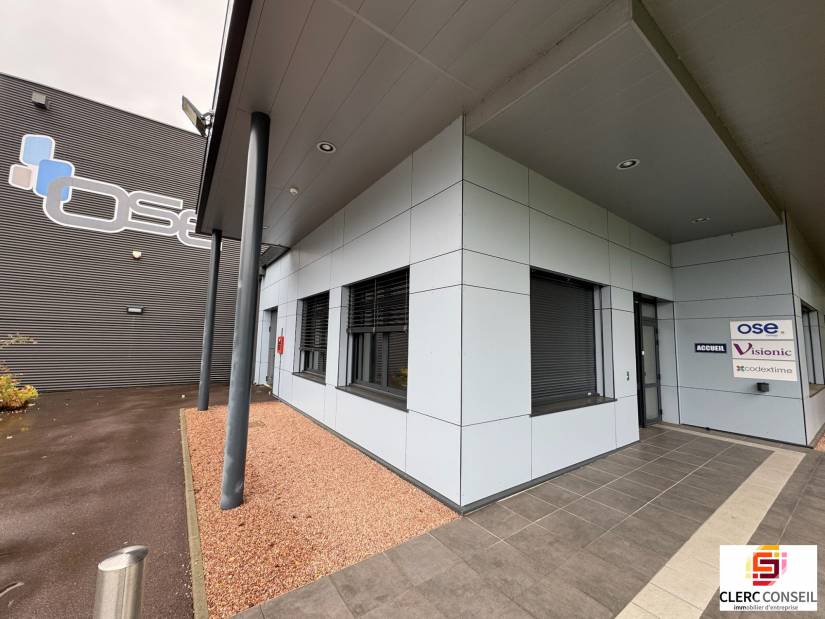 Location - Local d'activité 2254m² - Saint-Étienne-du-rouvray