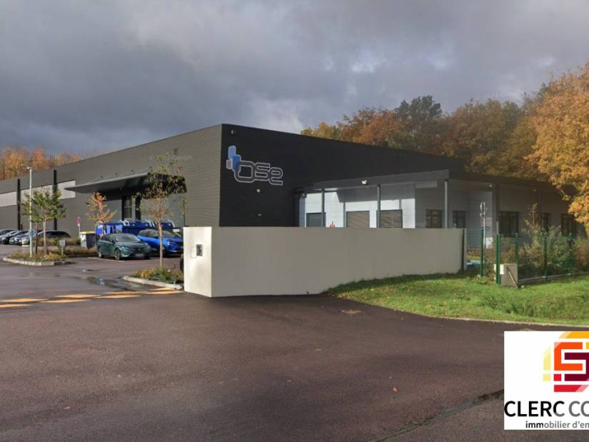 Location - Local d'activité 2254m² - Saint-Étienne-du-rouvray
