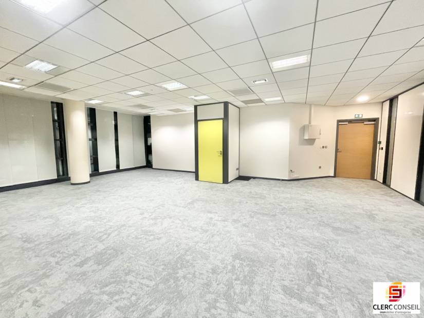 Location - Bureaux 73m² - Rouen
