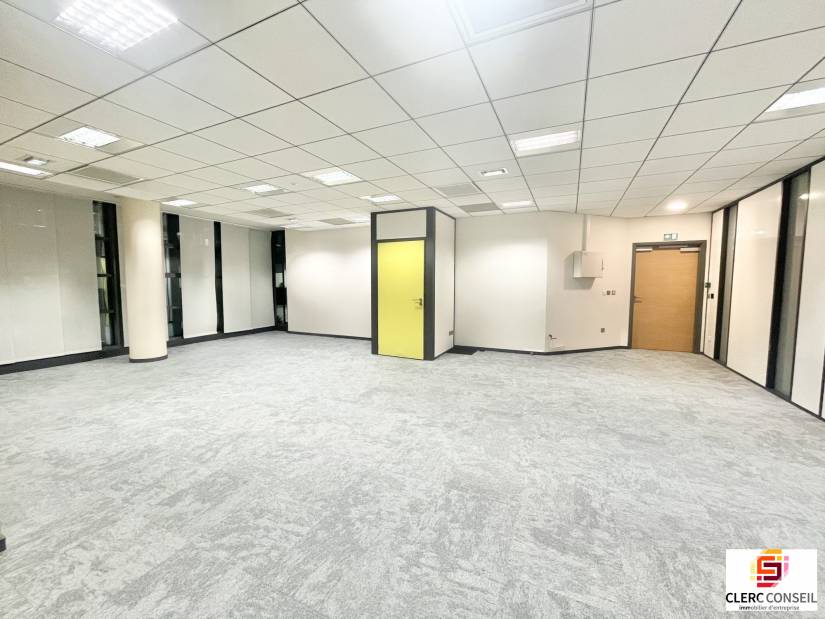 Location - Bureaux 73m² - Rouen