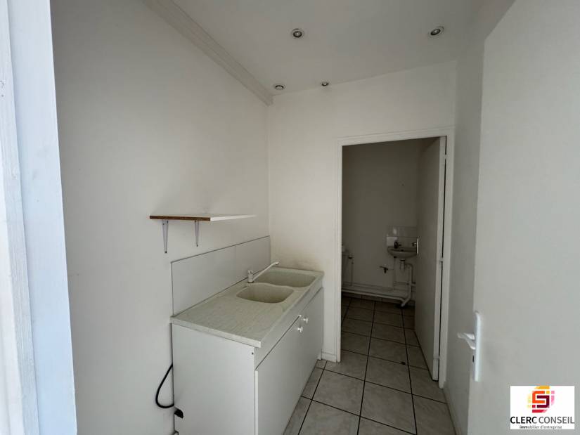 Location - Bureaux 54m² - Évreux