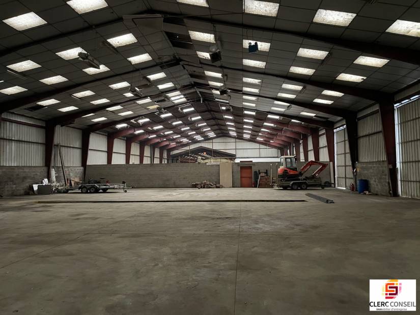 Vente - Local d'activité 1916m² - Nagel-séez-mesnil