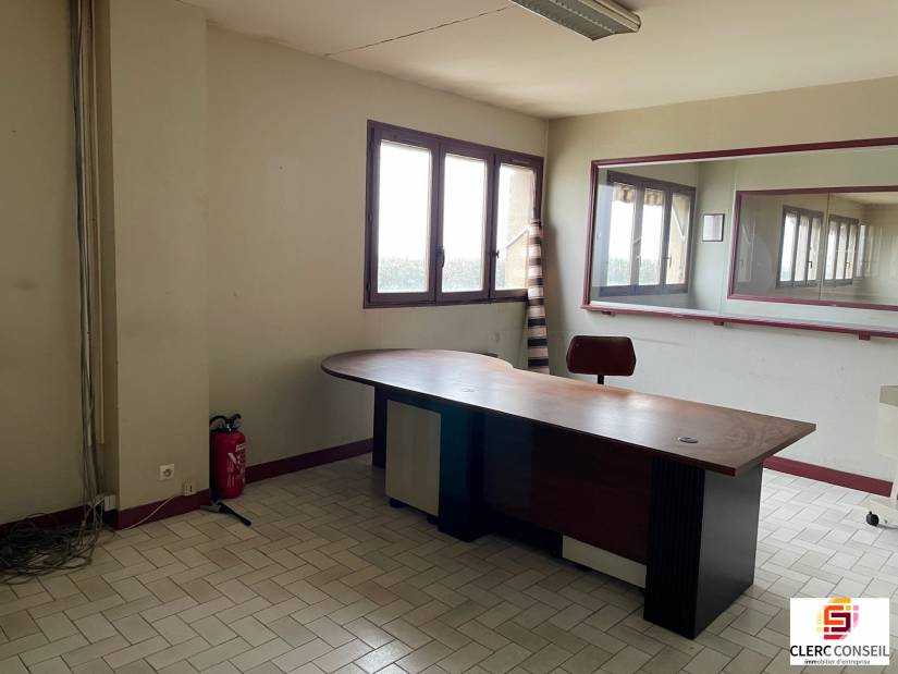 Vente - Local d'activité 1916m² - Nagel-séez-mesnil