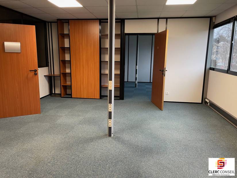 Location - Bureaux 52m² - Cléon