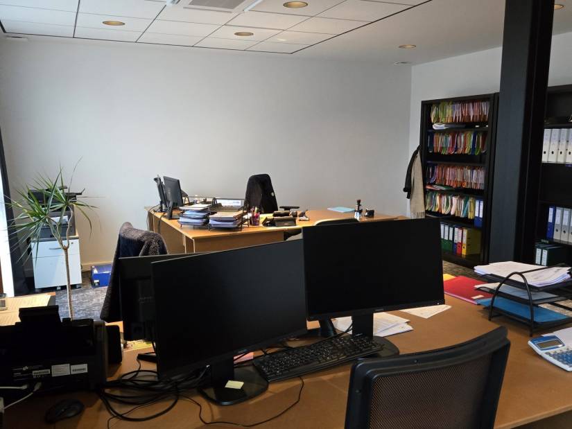 Vente - Bureaux 980m² - Bois-guillaume