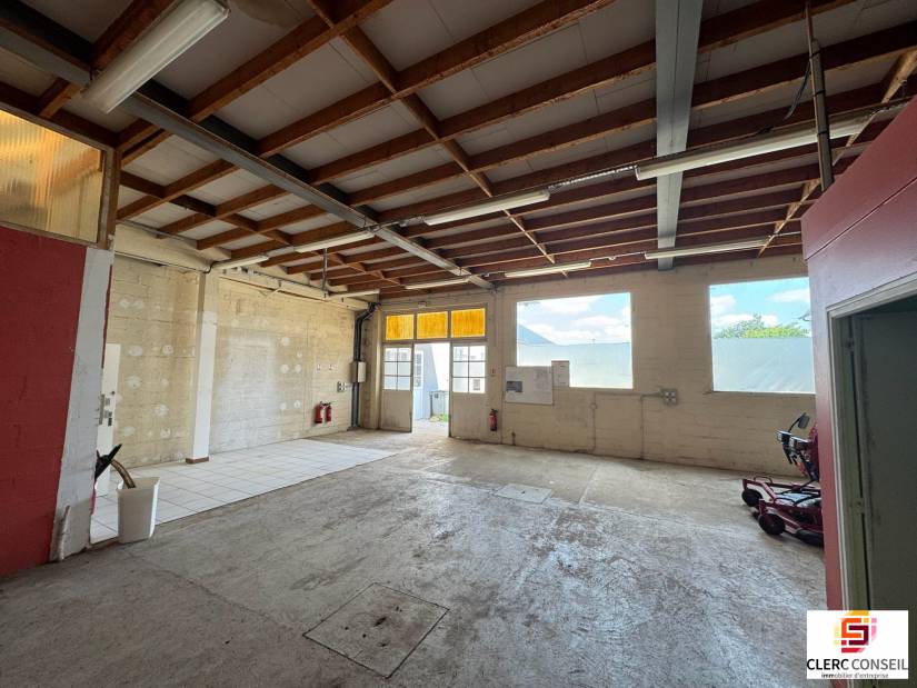 Location - Local d'activité 130m² - Incarville