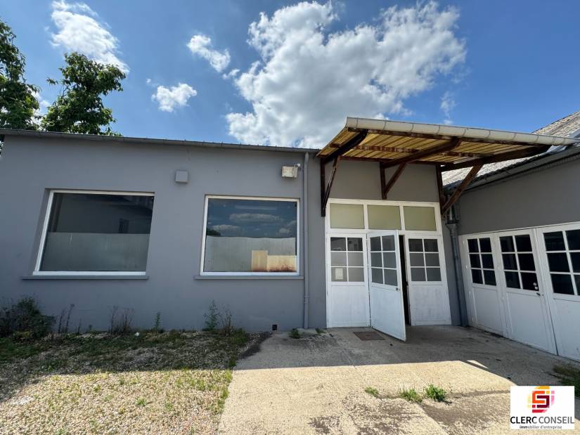 Location - Local d'activité 130m² - Incarville