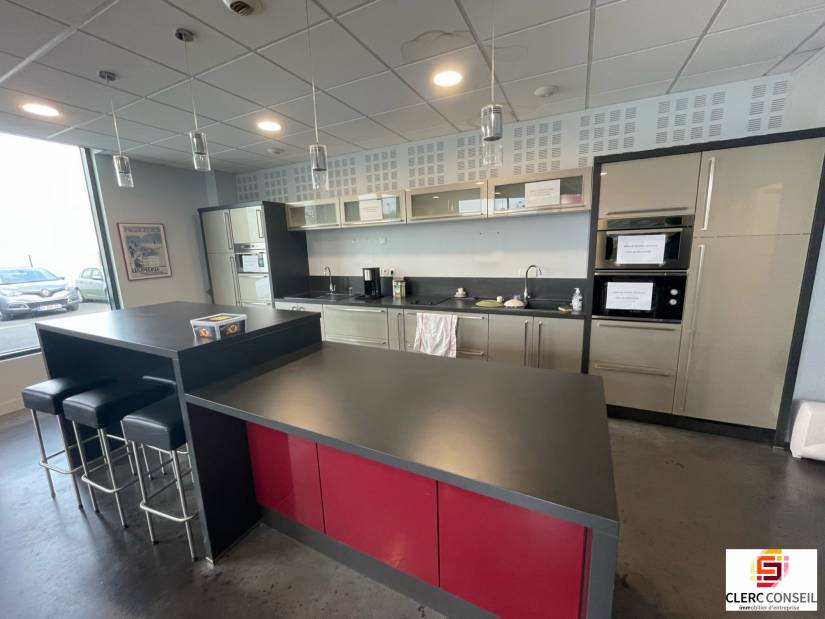 Vente - Bureaux 1397m² - Grand-couronne