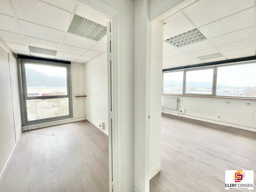 Location - Bureaux 90m² - Sotteville-lès-rouen
