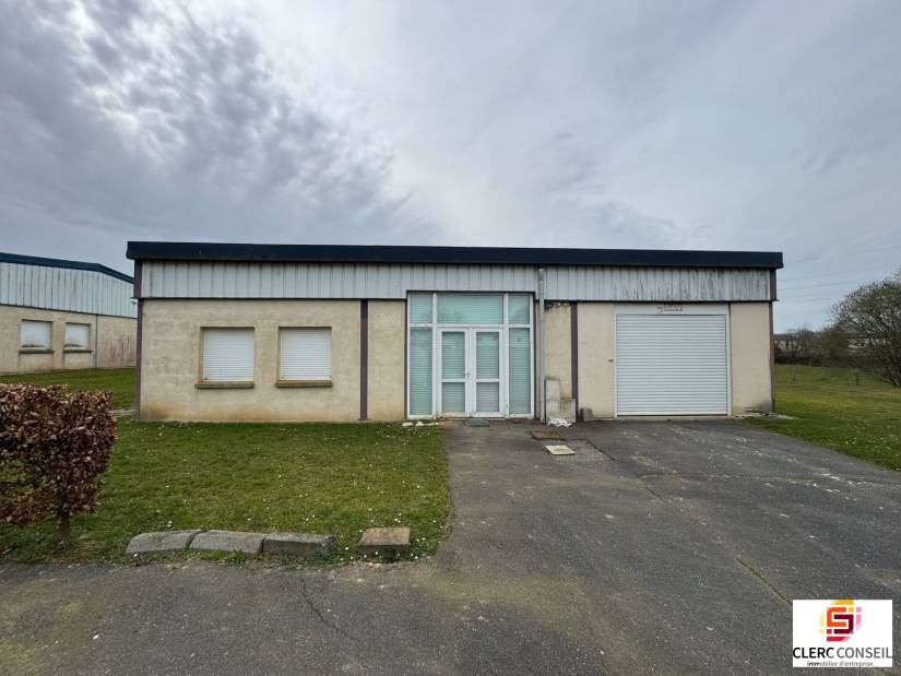 Location - Bureaux 112m² - La frénaye