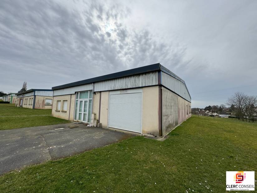 Location - Bureaux 112m² - La frénaye