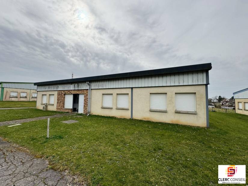 Location - Bureaux 112m² - La frénaye