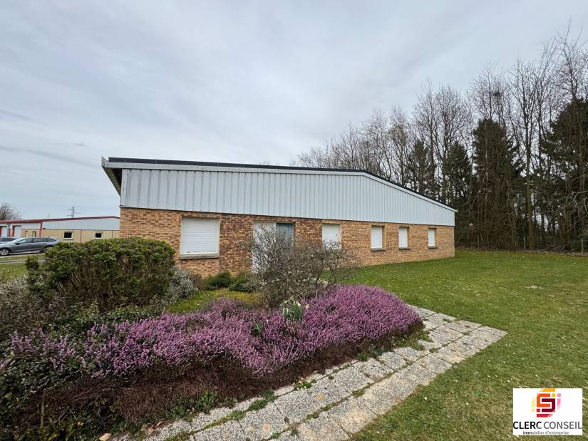 Location - Bureaux 372m² - La frénaye