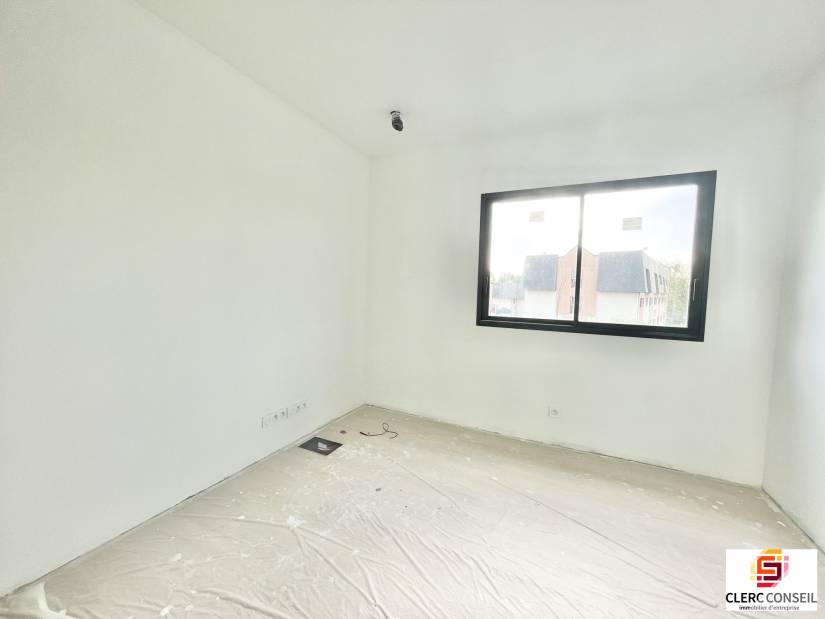 Location - Bureaux 100m² - Bois-guillaume