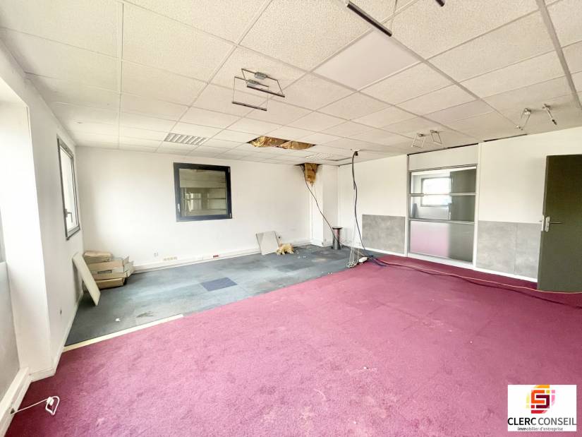 Location - Bureaux 225m² - Bois-guillaume