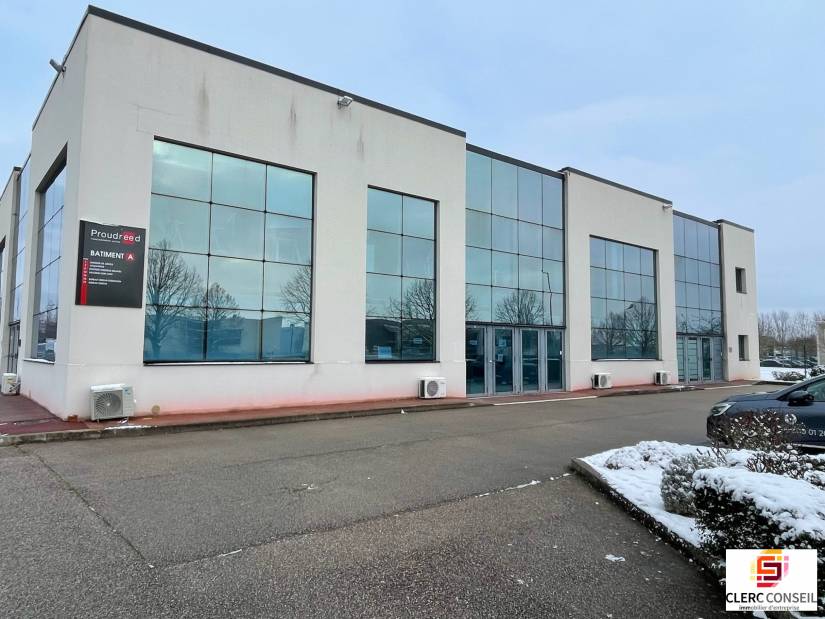 Location - Bureaux 48m² - Évreux