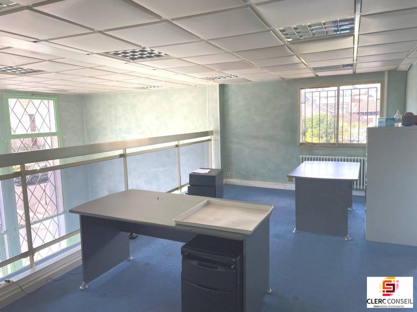 Vente - Bureaux 250m² - Louviers