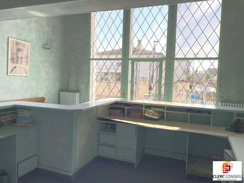 Vente - Bureaux 250m² - Louviers